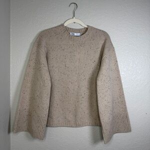 Zara Women’s Wool Blend Long Wide Sleeve Knit Sweater Size Medium